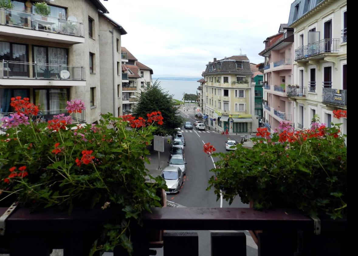 Hotel Le Bourgogne เอวิยงเลบานส์ ภายนอก รูปภาพ
