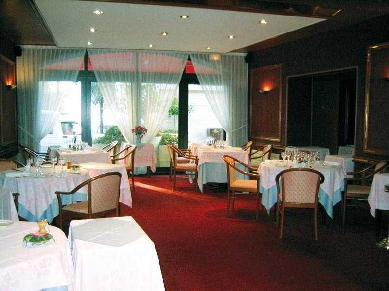 Hotel Le Bourgogne เอวิยงเลบานส์ ห้อง รูปภาพ